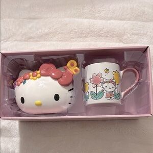 Hello kitty flower crown piggy bank & mug set